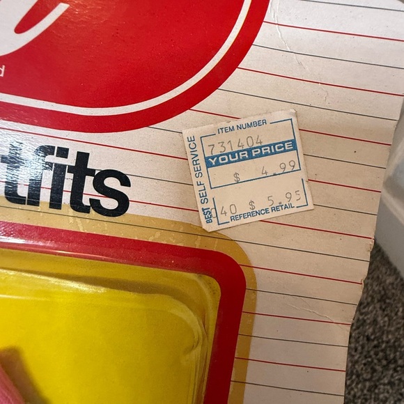 Coca Cola Green and Pink Doll Clothing Set with Accessories - Picture 5 of 7